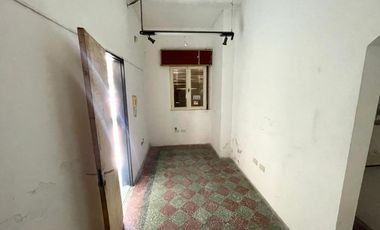 Galpón / Deposito en veta en Bella Vista