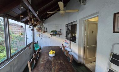 VENTA CASA 4 AMBIENTES EN VILLA ADELINA