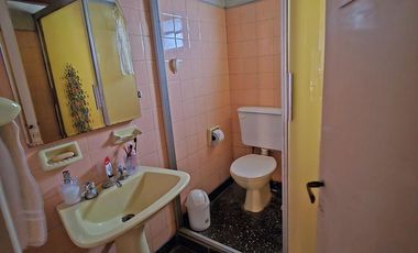 VENTA CASA 4 AMBIENTES EN VILLA ADELINA