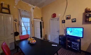 VENTA CASA 3 AMBIENTES CON JARDÌN, LOTE DE 8,66 X 29,14