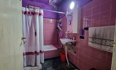 VENTA CASA 3 AMBIENTES CON JARDÌN, LOTE DE 8,66 X 29,14