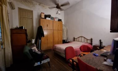 VENTA CASA 3 AMBIENTES CON JARDÌN, LOTE DE 8,66 X 29,14