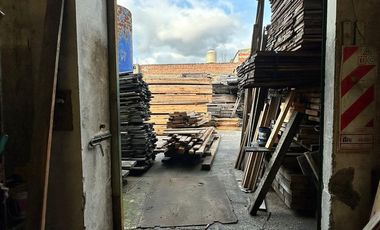 Lote amplio en Lomas de Zamora , oportunidad