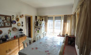 Chalet en Turdera con 2 dormitorios - APTO CRÉDITO