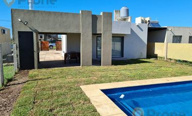Casa en venta 2 dormitorios  con Pileta