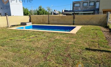 Casa en venta 2 dormitorios  con Pileta