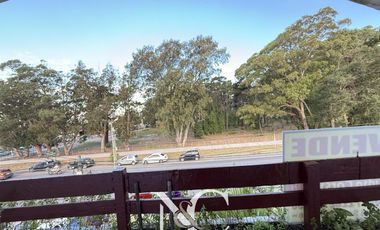 Departamento en  venta tipo duplex, 3 ambientes, bajas expensas, a dos cuadras del mar