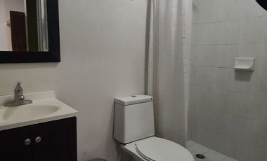 CASA EN RENTA EN VILLA DEL REY 1, ENSENADA.