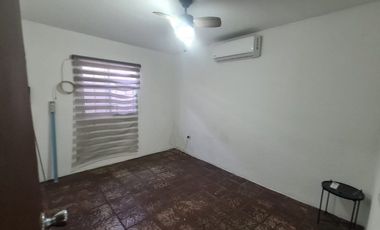 CASA EN RENTA EN VILLA DEL REY 1, ENSENADA.