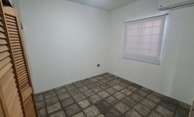 CASA EN RENTA EN VILLA DEL REY 1, ENSENADA.