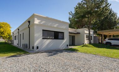 Casa en  VENTA, CASA, COSTA ESMERALDA,  RESIDENCIAL I, LOTE AL 100