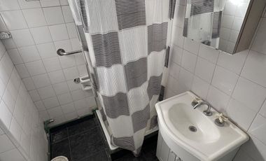 PH en venta en el centro de Banfield