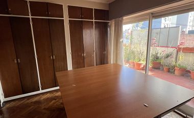 PH en venta en el centro de Banfield