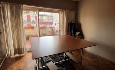 PH en venta en el centro de Banfield