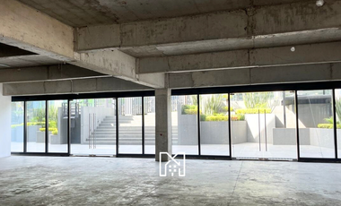 El Edificio de 5,000 m² renta sub dividibles ideal Escuela, Hospital 205 Cajones