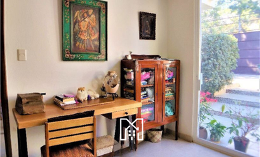 Casa en venta sobre Calzada de los Estrada Vista Hermosa Cuernavaca