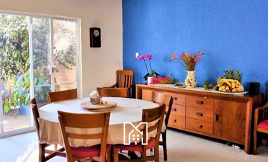 Casa en venta sobre Calzada de los Estrada Vista Hermosa Cuernavaca