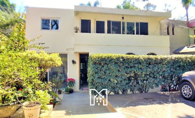 Casa en venta sobre Calzada de los Estrada Vista Hermosa Cuernavaca