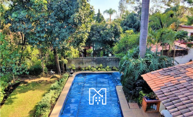 Casa en venta sobre Calzada de los Estrada Vista Hermosa Cuernavaca