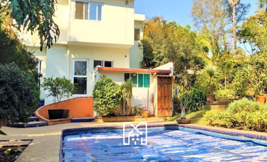 Casa en venta sobre Calzada de los Estrada Vista Hermosa Cuernavaca