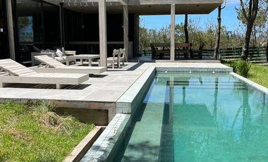 CASA, VENTA, COSTA ESMERALDA, MARITIMO III LOTE AL 100, 5 AMBIENTES