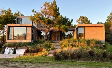 CASA, VENTA, COSTA ESMERALDA, MARITIMO III LOTE AL 100, 5 AMBIENTES