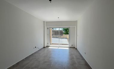 Excelente departamento de 2 ambientes en alquiler Morón