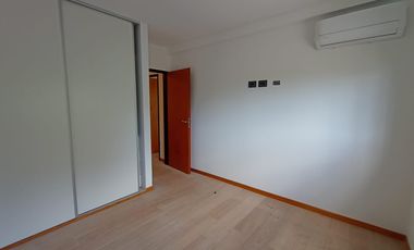 Hermoso departamento a nuevo de 2 dormitorios con cochera!