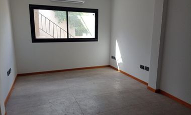 Hermoso departamento a nuevo de 2 dormitorios con cochera!