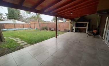 Chale, Gutierrez a una cuadra de Camino Genral Belgrano