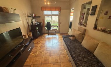 CHALET DE 4 AMBIENTES EN DOS PLANTAS