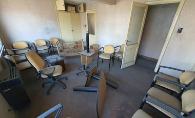 Local en  excelente esquina