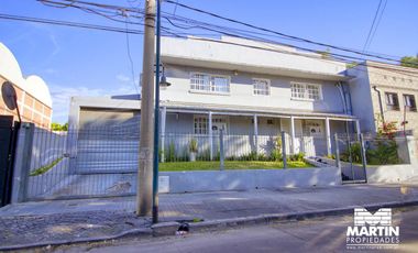 Depósito Galpón en alquiler en Martínez Lote 320 y sup. cubierta 450 m2. Zona Telefe.