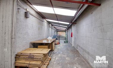 Depósito Galpón en alquiler en Martínez Lote 320 y sup. cubierta 450 m2. Zona Telefe.