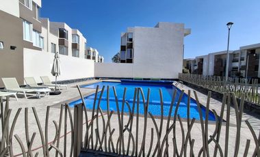 Departamento en Venta en PB  Zakia Querétaro 2 recamaras, amplio Jardin/ Alberca