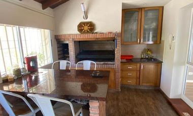 SANTILLI - CANGALLO 1427 TEMPERLEY ESTE