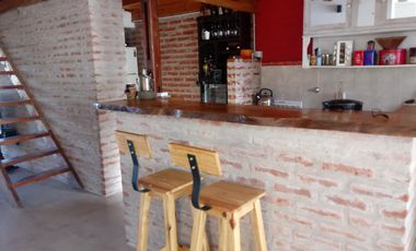 Casa en venta en Quequén - Necochea - 4 ambientes con pileta