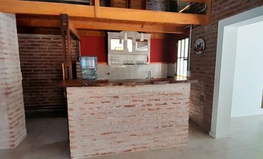 Casa en venta en Quequén - Necochea - 4 ambientes con pileta