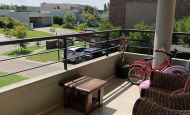 Departamento En Venta, Berazategui