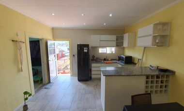 Casa para 2 familias en Remedios De Escalada