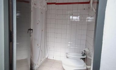 Casa en venta en lomas de zamora, 2 ambientes