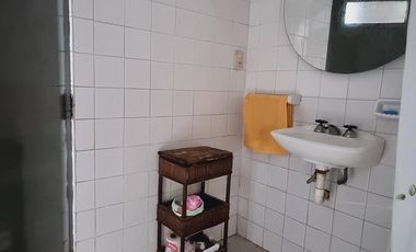 Casa en venta en lomas de zamora, 2 ambientes