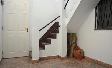 PH- Lanus Oeste - 3 Ambientes - Refaccionado a Nuevo - Doble Patio  -  Listo para Mudarse