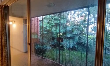 CASA EN EXCELENTE UBICACION SOBRE LOTE DE 819 M2