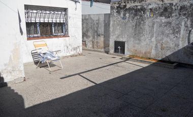 VENTA CHALET 3 AMBIENTES EN CARAPACHAY