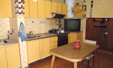 VENTA CHALET 3 AMBIENTES EN CARAPACHAY