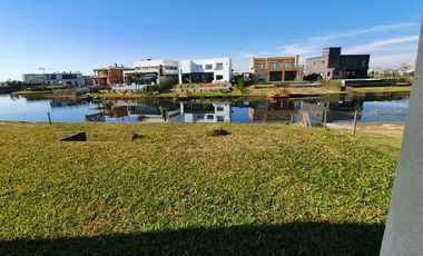 VENTA, TERRENO, PUERTOS, BARRIO AMARRAS, LOTE AL 100