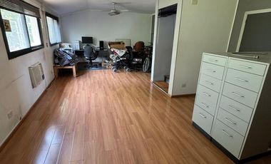 3 Departamentos en bloque en Banfield Oeste