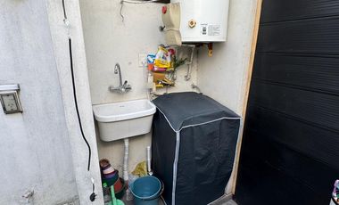 3 Departamentos en bloque en Banfield Oeste