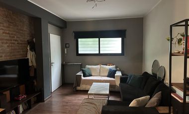 3 Departamentos en bloque en Banfield Oeste